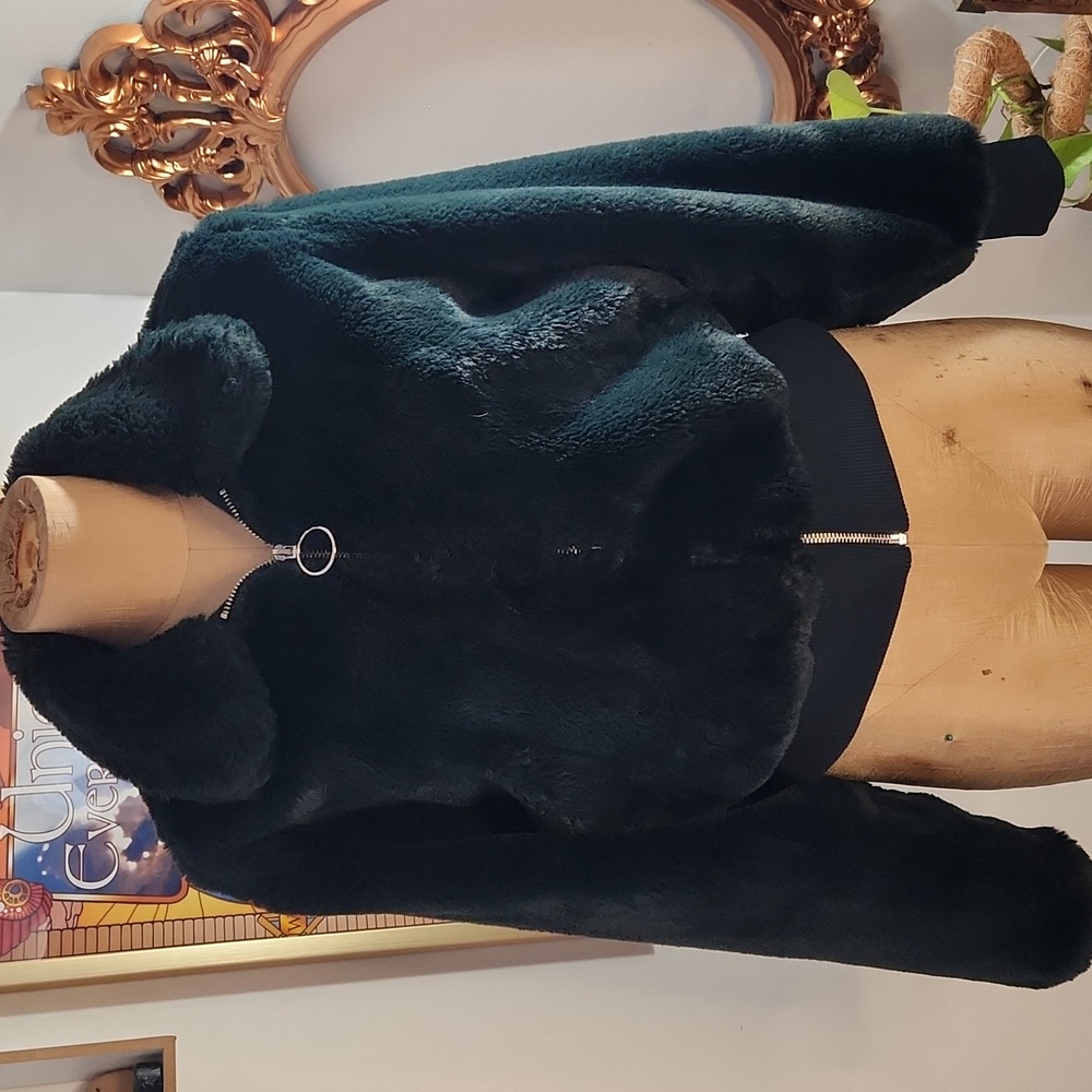 Express cropped faux fur bomber jacket